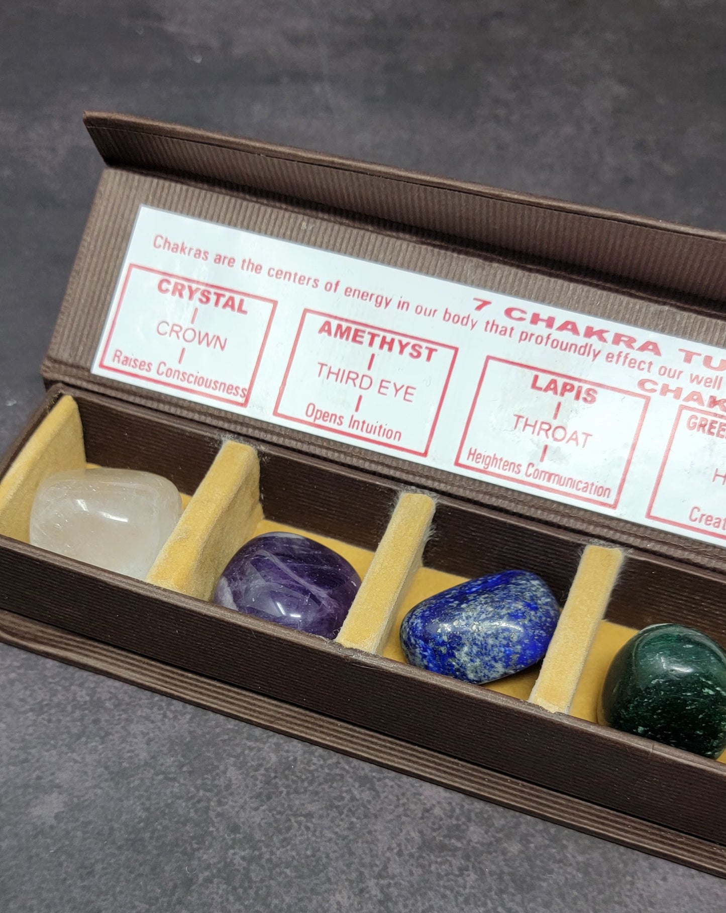 Gems Chakra Crystal Set - 7 Authentic Natural Healing Crystals Chakra Stones in a Box