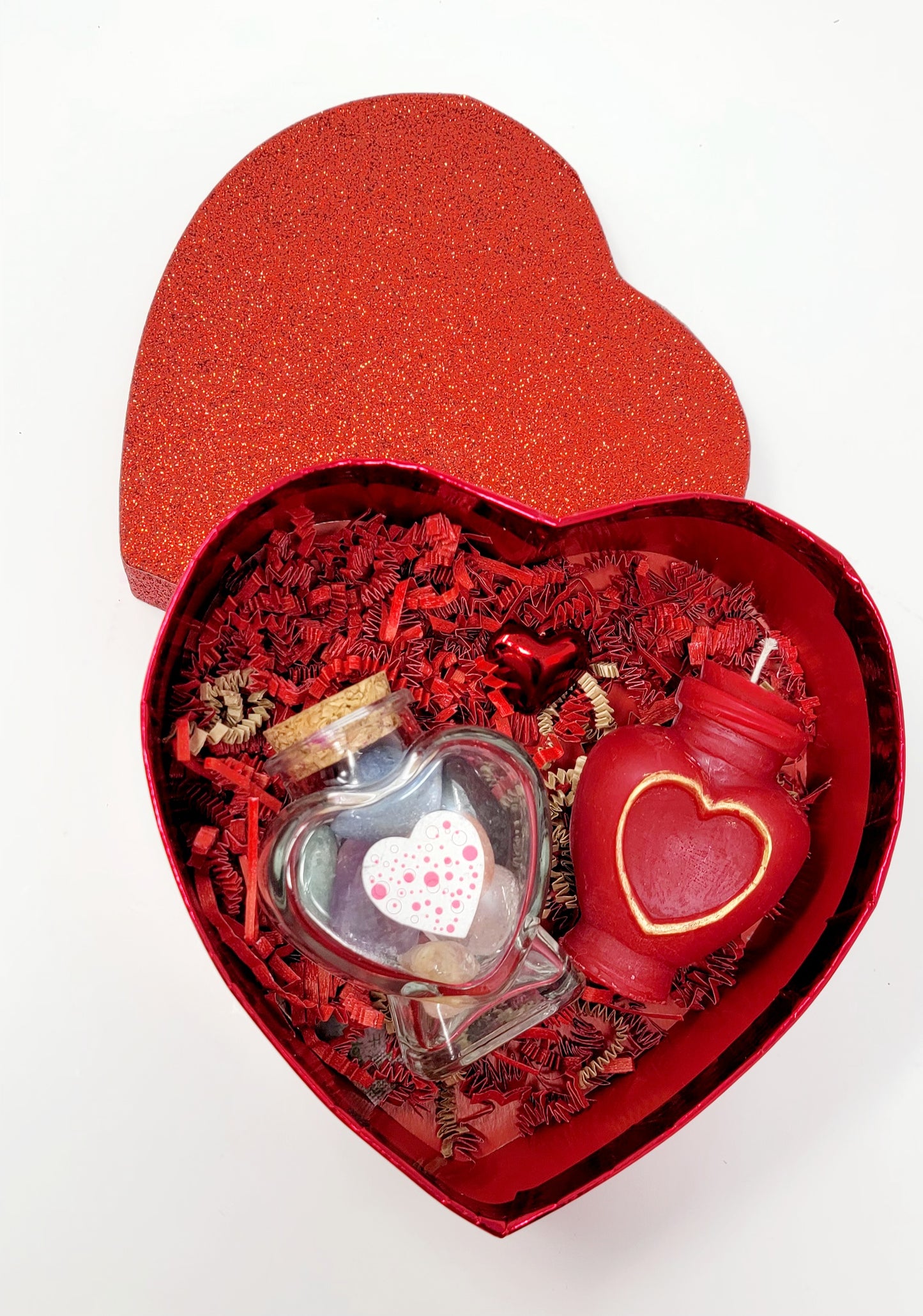 Valentines Day Heart Shaped Gift Box, Unique Candle and Chakras Crystals Gift Set -  Gift set for Valentines Day with crystal and candle